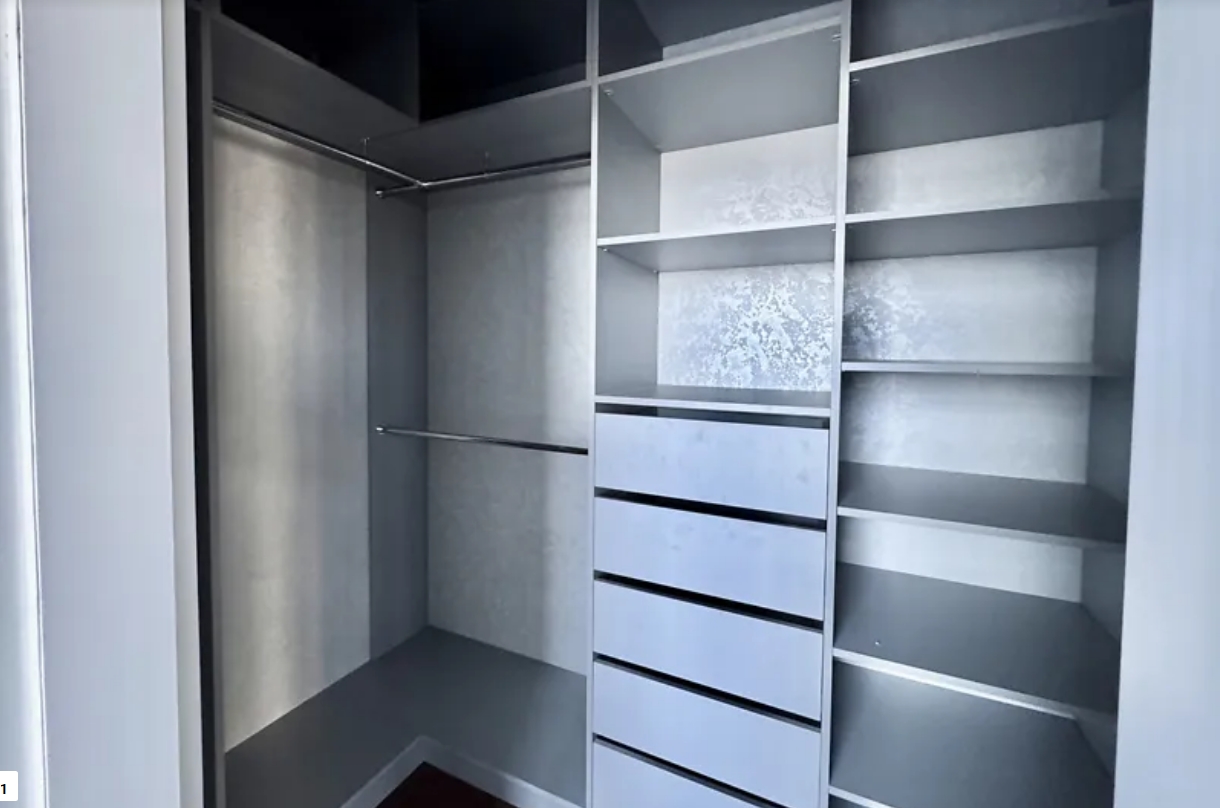 продажа двухкомнатной квартиры номер A-174400 в Приморском районе, фото номер 4